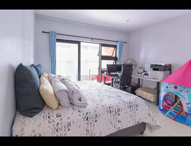 1 BEDROOM APARTMENT FOR SALE IN UMHLANGA RIDGE